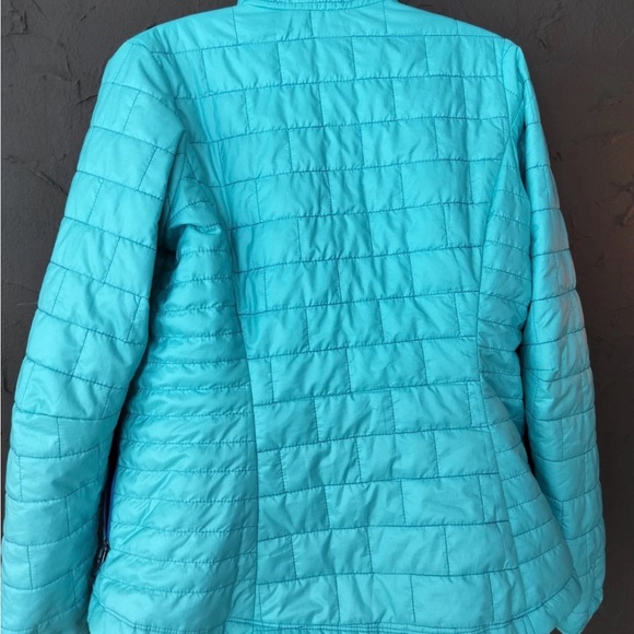 Patagonia Nanopuff quilted pirmaloft Jacket. Like new. Women’s medium - Picture 3 of 6